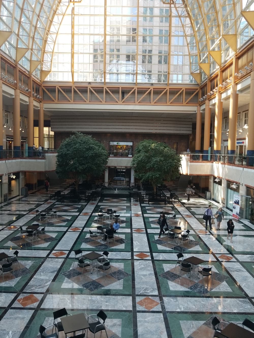 BOA Plaza Retail Mall