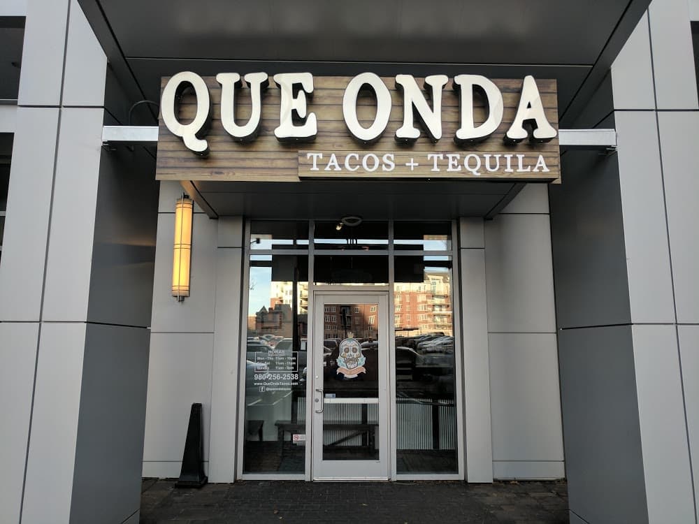 Que Onda Tacos & Tequila Uptown