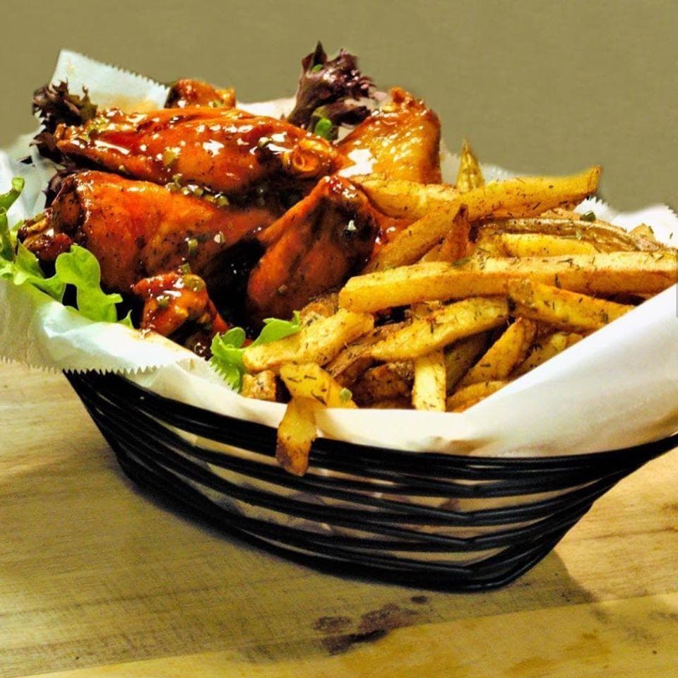 Sage Restaurant & Lounge